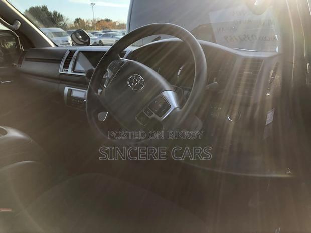 Toyota Hiace SUPER GL 44000 KM 2021