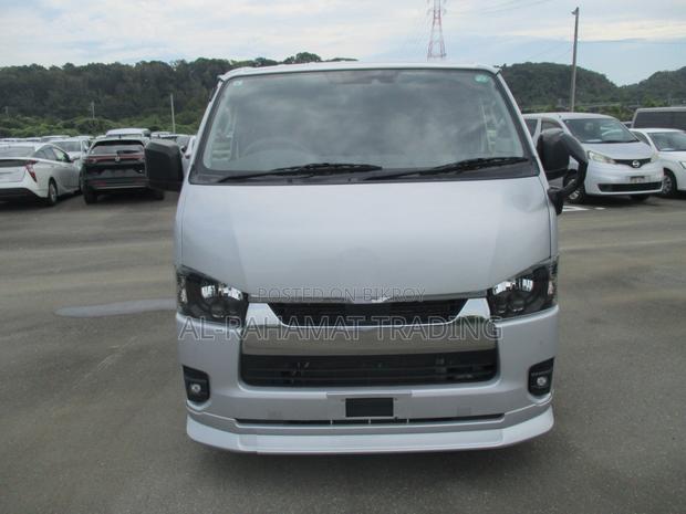 Toyota Hiace GL COBRA EDITION DAC 2023