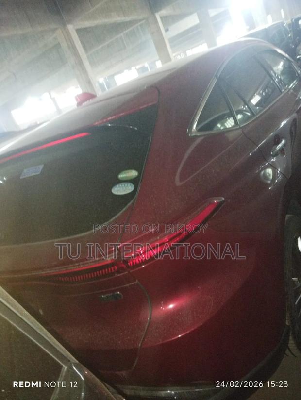 Toyota Harrier FULL LOAD MOONROOF 2021