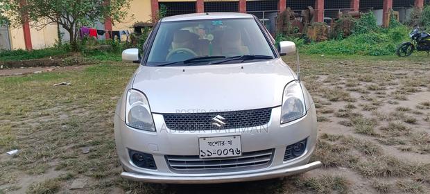 Suzuki Swift 2000