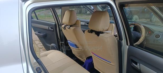 Suzuki Swift 2000