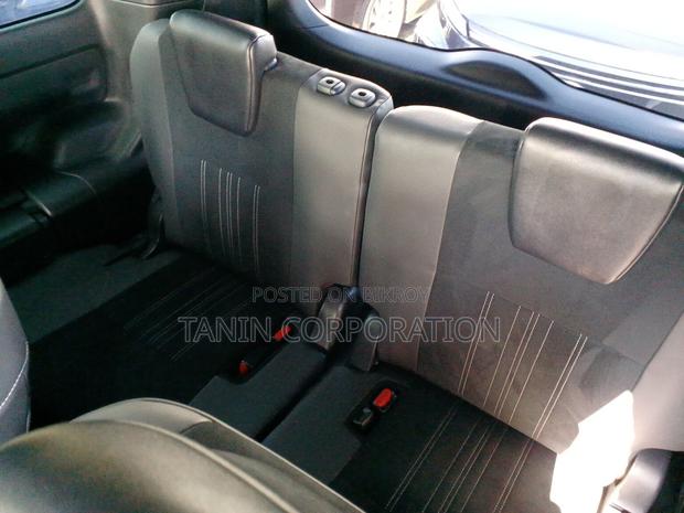 Toyota Esquire Hybrid GI Premium 2020