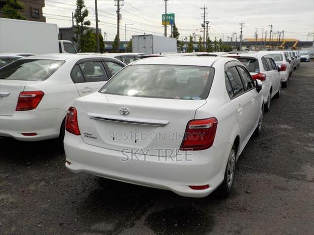 Toyota Axio EX P a c k g e 2020