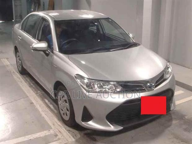 Toyota Axio Hybrid EX Package 2021