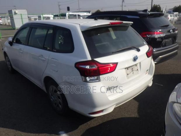 Toyota Fielder EX HYBRID 4POINT 2021