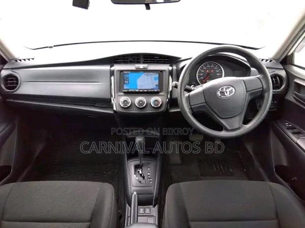 Toyota Axio EX NON HYBRID 2021