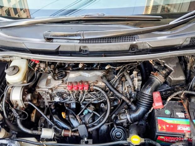 Toyota Noah si push 2013