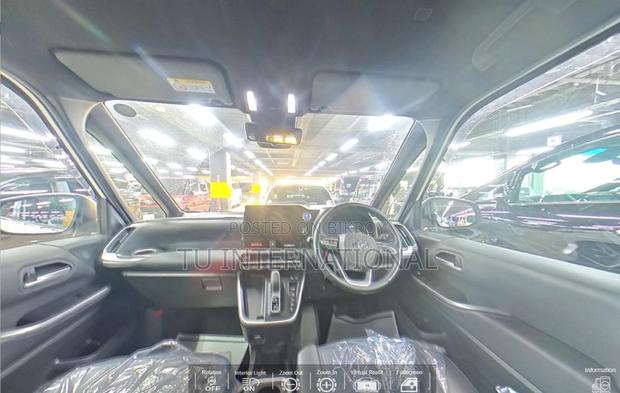 Toyota Noah S-Z PACKAGE HYBRID 2022