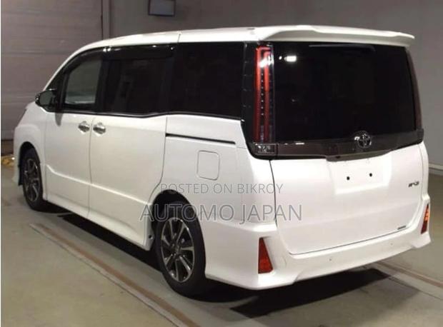 Toyota Noah WXB 2021