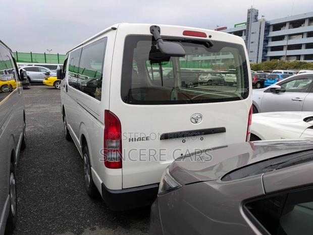 Toyota Hiace DX SINGLE AC 2020
