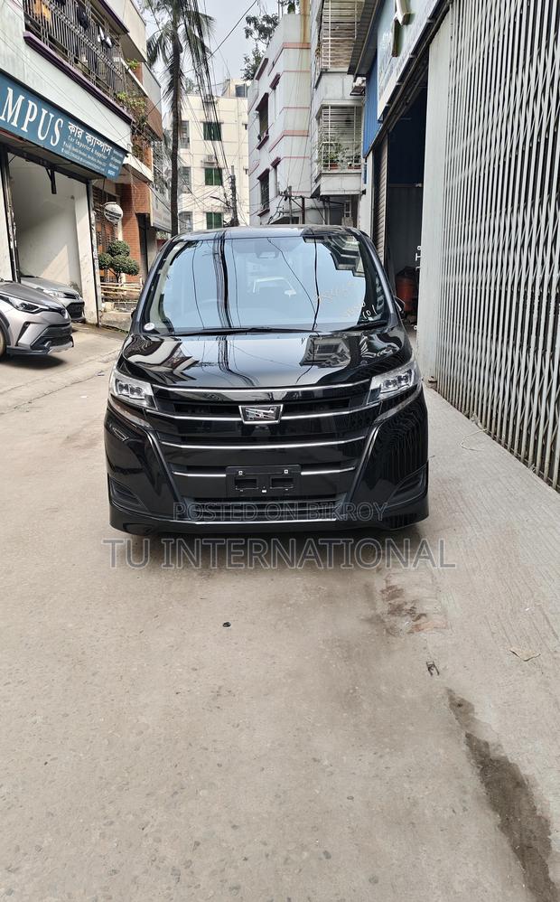 Toyota Noah KEY NON HV 2020