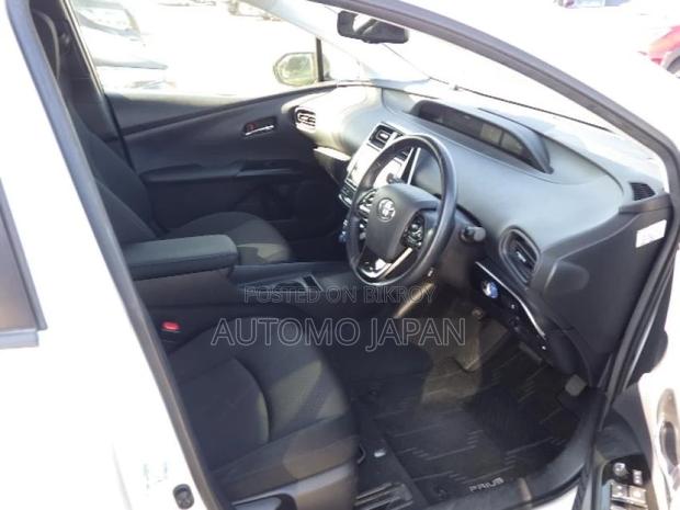 Toyota Prius S Safety Plus 2021