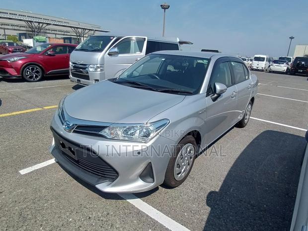 Toyota Axio PUSH EX HYBRID PAKG 2020