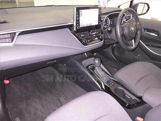Toyota Corolla S Red 3.5 Point 2020
