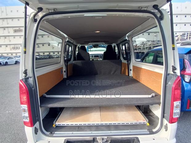 Toyota Hiace GL DUEL AC 2021