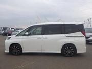 Toyota Noah S-Z, GRADE : 4.5 2022 for sale