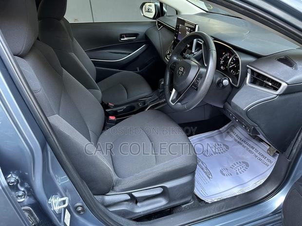 Toyota Corolla Ex metallic gray 2020