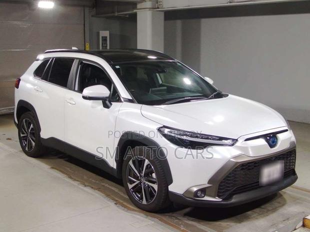 Toyota Corolla Cross Z Pearl Full Option 2021