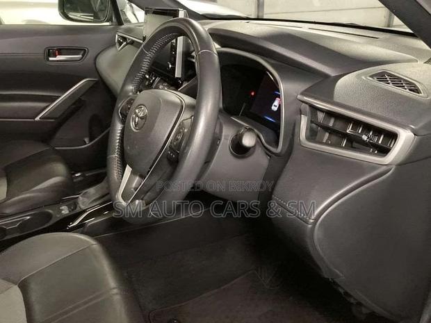 Toyota Corolla Cross Z Pearl Full Option 2021
