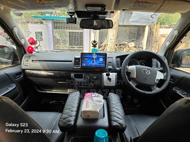 Toyota Hiace GL HALF CEILING 2019