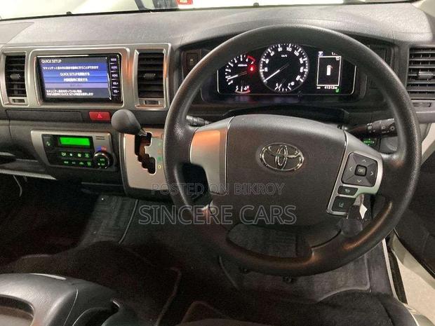 Toyota Hiace SUPER GL KEY START 2020