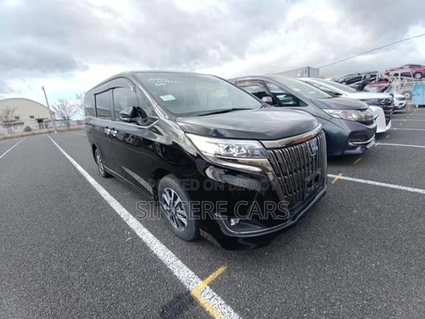 Toyota Esquire GI PREMIUM HYB 4.5 2021