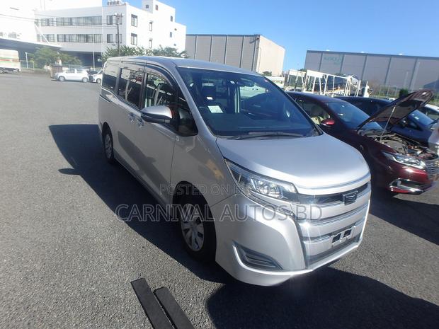Toyota Noah X PACKAGE NON-HY 2020