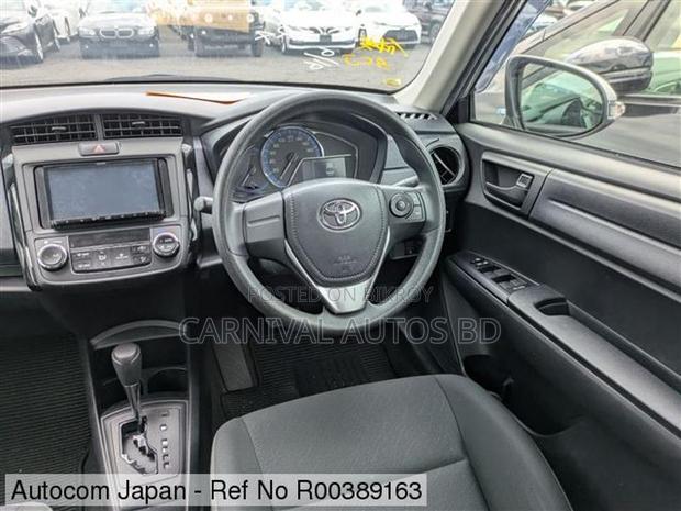 Toyota Axio EX PACKAGE HYBRID 2020