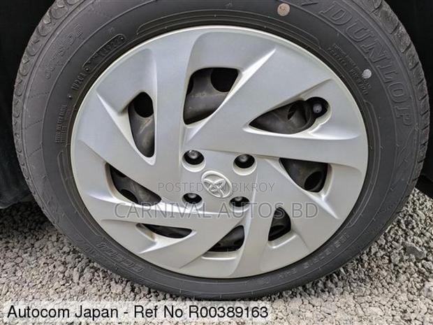 Toyota Axio EX PACKAGE HYBRID 2020