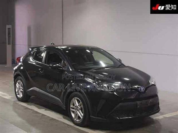 Toyota C-HR HYBRID S 2021
