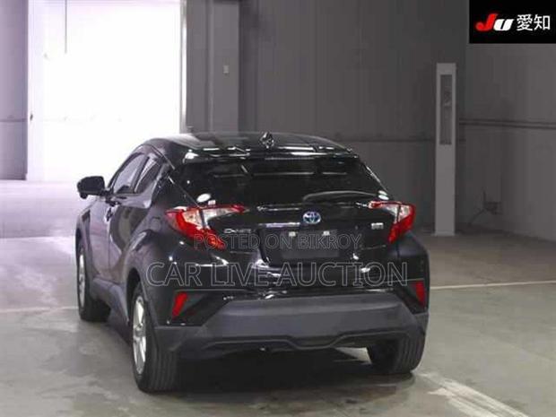 Toyota C-HR HYBRID S 2021