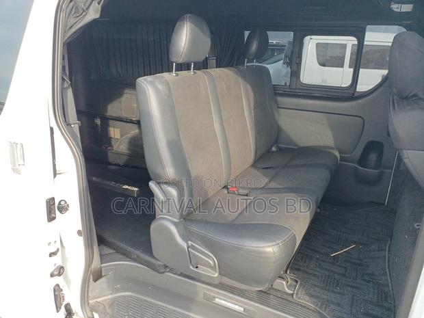 Toyota Hiace SUPER GL DARK PRIME 2021