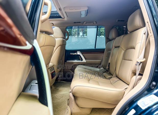 Toyota Prado V8 2015