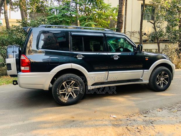 Mitsubishi Pajero V73 2.0L SUNROOF 2005