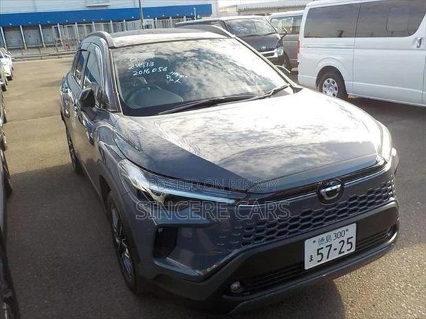 Toyota Corolla Cross Masive Grey new 2025