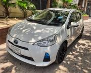 Toyota Aqua G PUSH HYBRID 2014 for sale