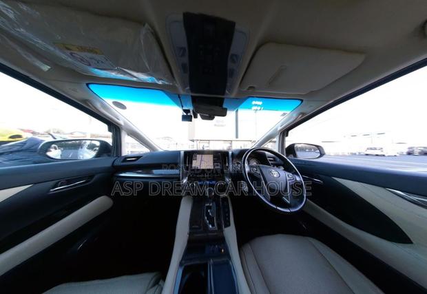 Toyota Alphard All Option Pearl 2021