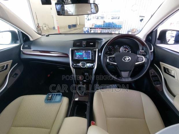 Toyota Premio F-EX 2020