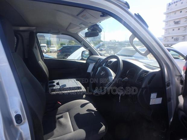 Toyota Hiace GL PACKAGE 2021