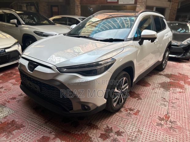 Toyota Corolla Cross Z PKG PEARL 2021