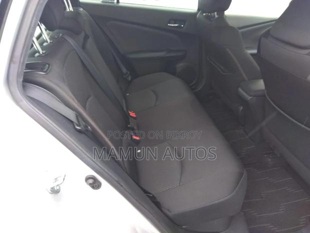 Toyota Prius S SAFETY SILVER 2020