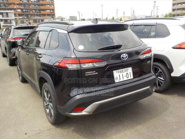 Toyota Corolla Cross z p k g 2023