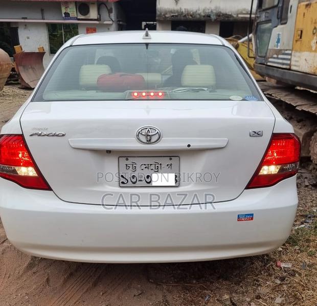 Toyota Axio 1.5 X 2WD 2011 White
