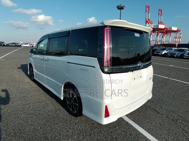 Toyota Noah SI WXB3 NON-HYBRID 2021