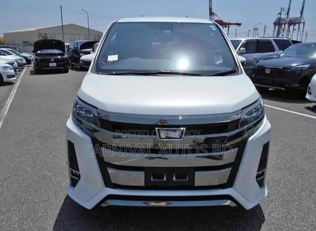Toyota Noah SI WXB 3 PACKAGE 2021