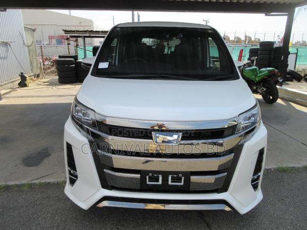 Toyota Noah SI WXB HYBRID PEARL 2021