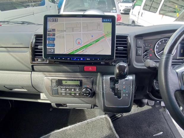 Toyota Hiace SUPER GL DARK PRIME 2021