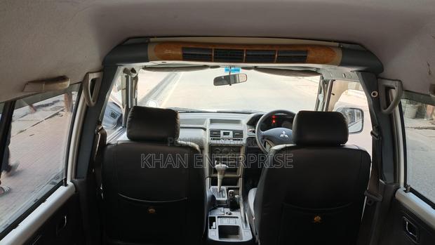Mitsubishi Pajero V6 2007