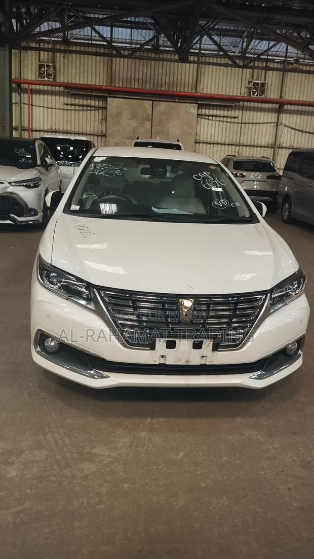 Toyota Premio F-EX PKG PEARL 2020