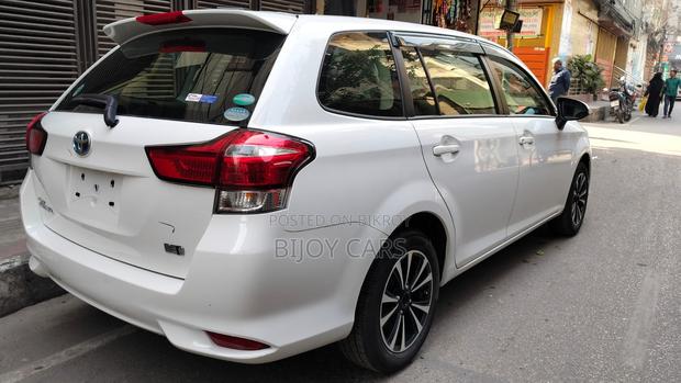 Toyota Fielder 2020